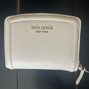 Kate Spade Knott Small Compact Wallet